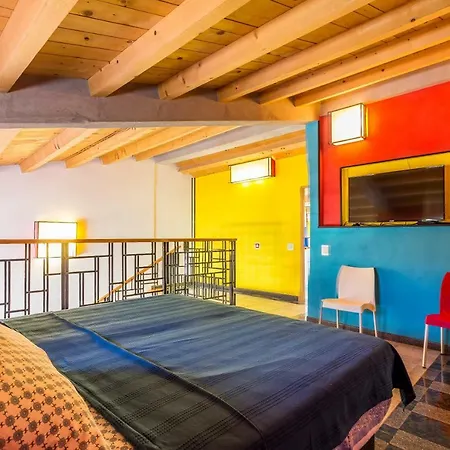 Villa House Mondrian