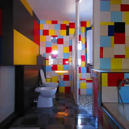 House Mondrian Villa